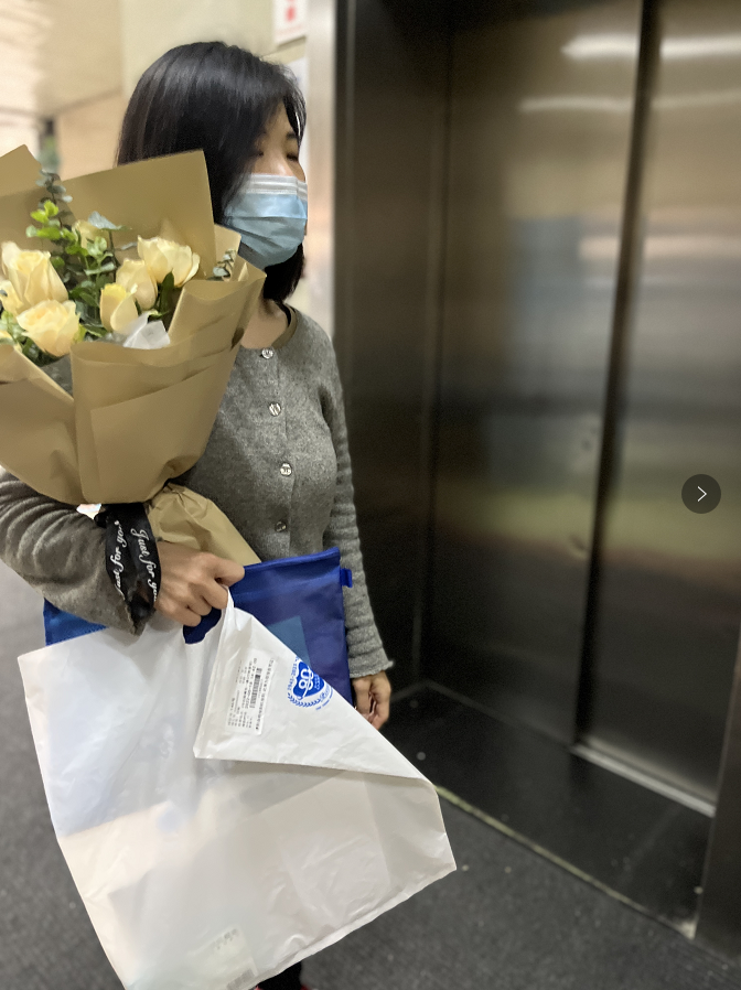 “送關(guān)懷、暖人心”公司綜合部探望住院員工