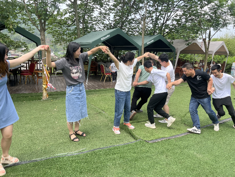 “飛揚(yáng)青春，快樂(lè)出發(fā)”——四川德潤(rùn)信息工程有限公司2023夏季主題團(tuán)建活動(dòng)